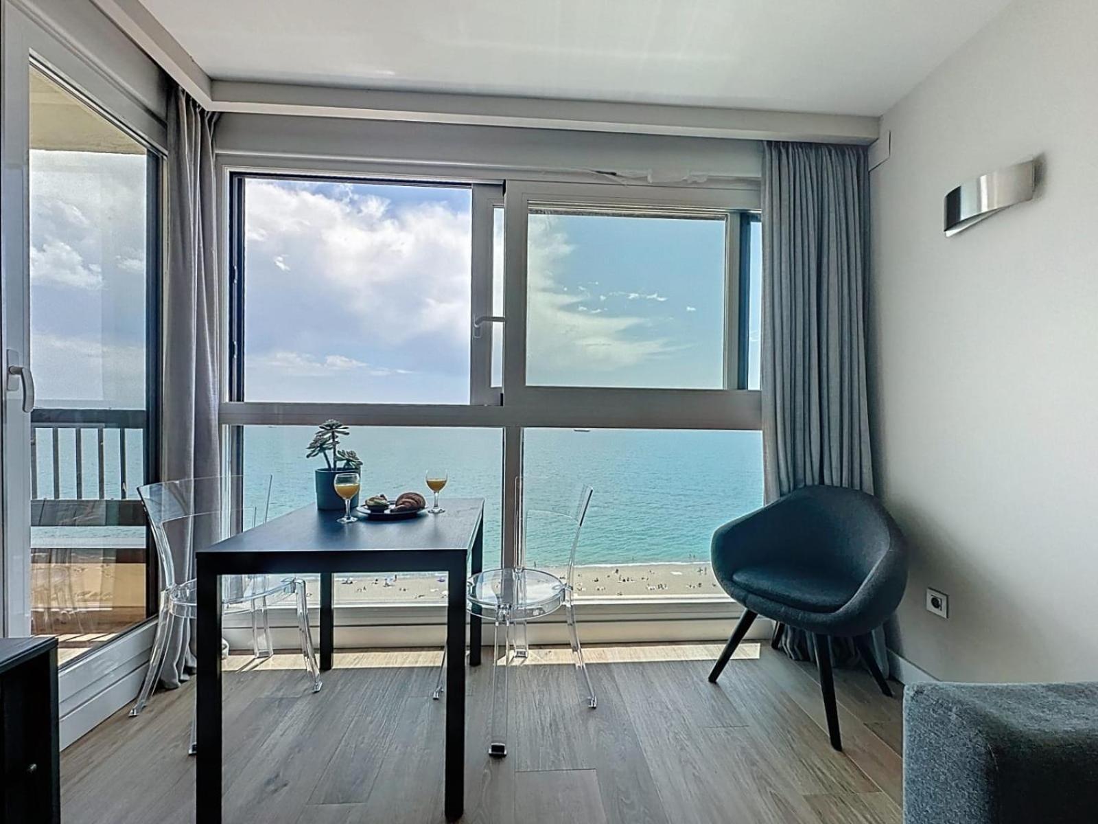 דירות מאלגה Espectaculares Vistas Al Mar Playa Malagueta מראה חיצוני תמונה
