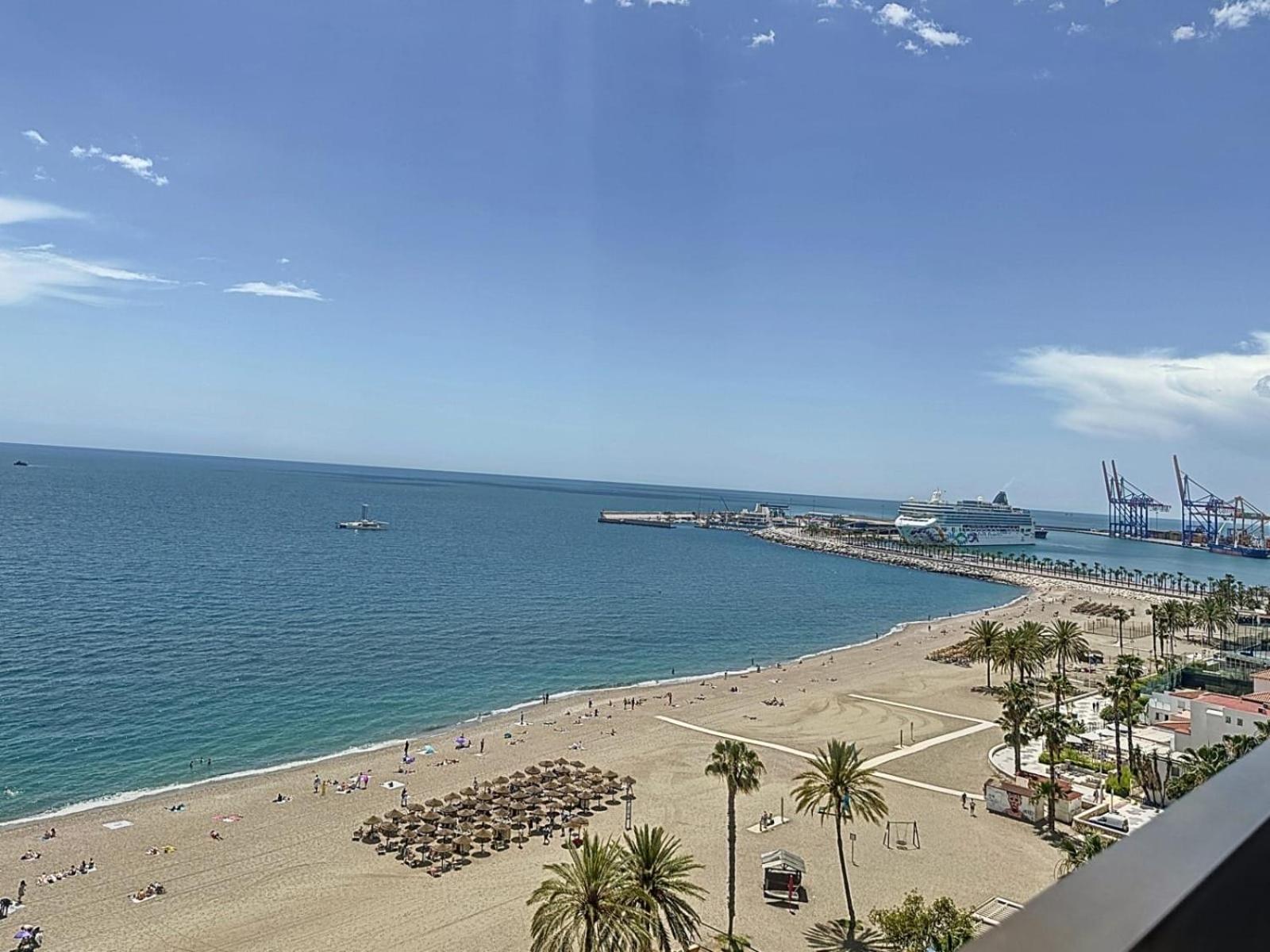 דירות מאלגה Espectaculares Vistas Al Mar Playa Malagueta מראה חיצוני תמונה