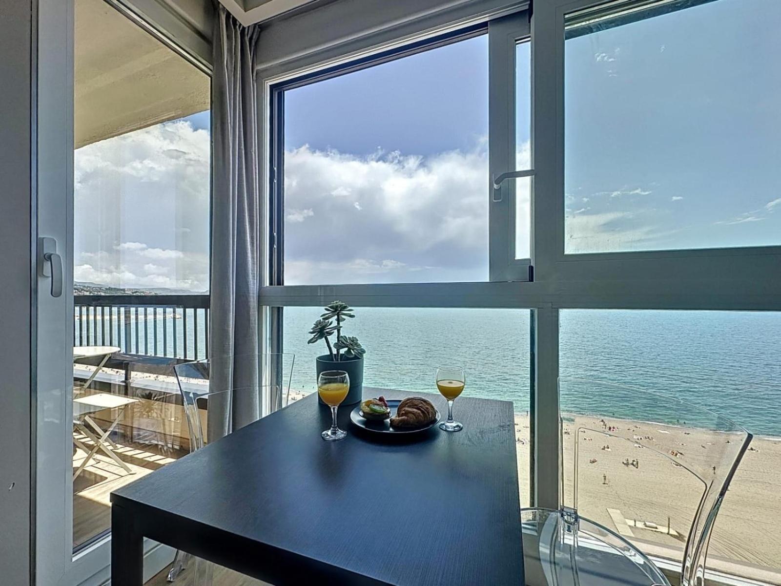 דירות מאלגה Espectaculares Vistas Al Mar Playa Malagueta מראה חיצוני תמונה